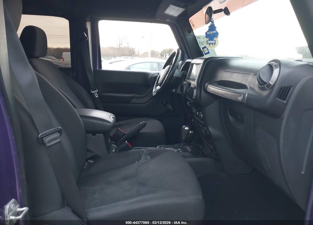 2018 JEEP WRANGLER JK UNLIMITED SPORT 4X4 VIN: 1C4BJWDG6JL869699