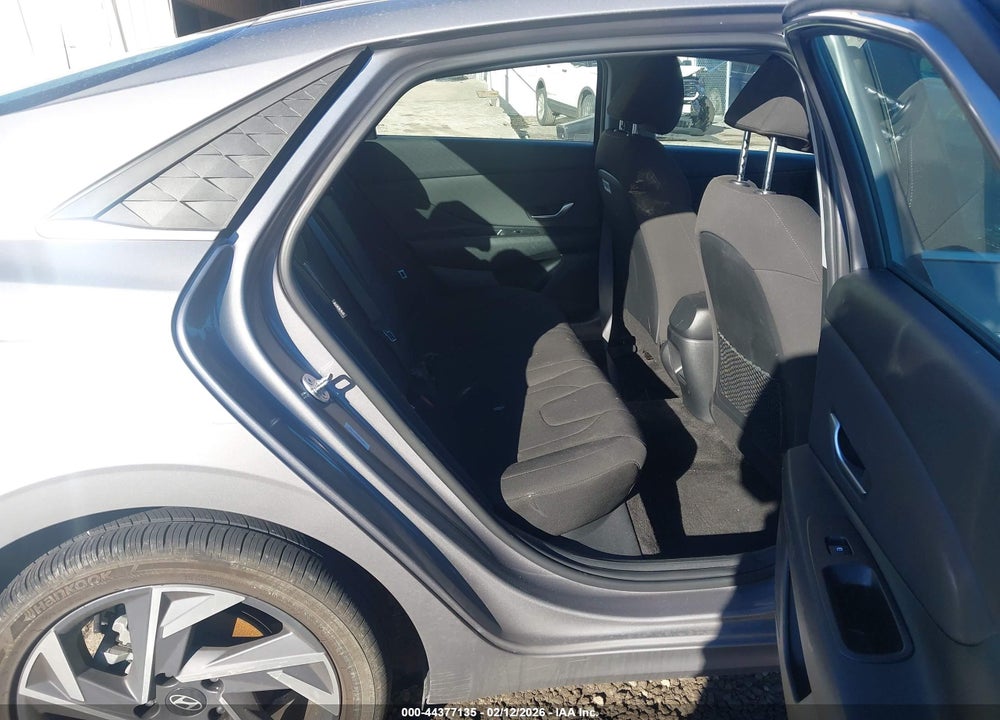2025 HYUNDAI ELANTRA SEL CONVENIENCE VIN: KMHLS4DG0SU911524
