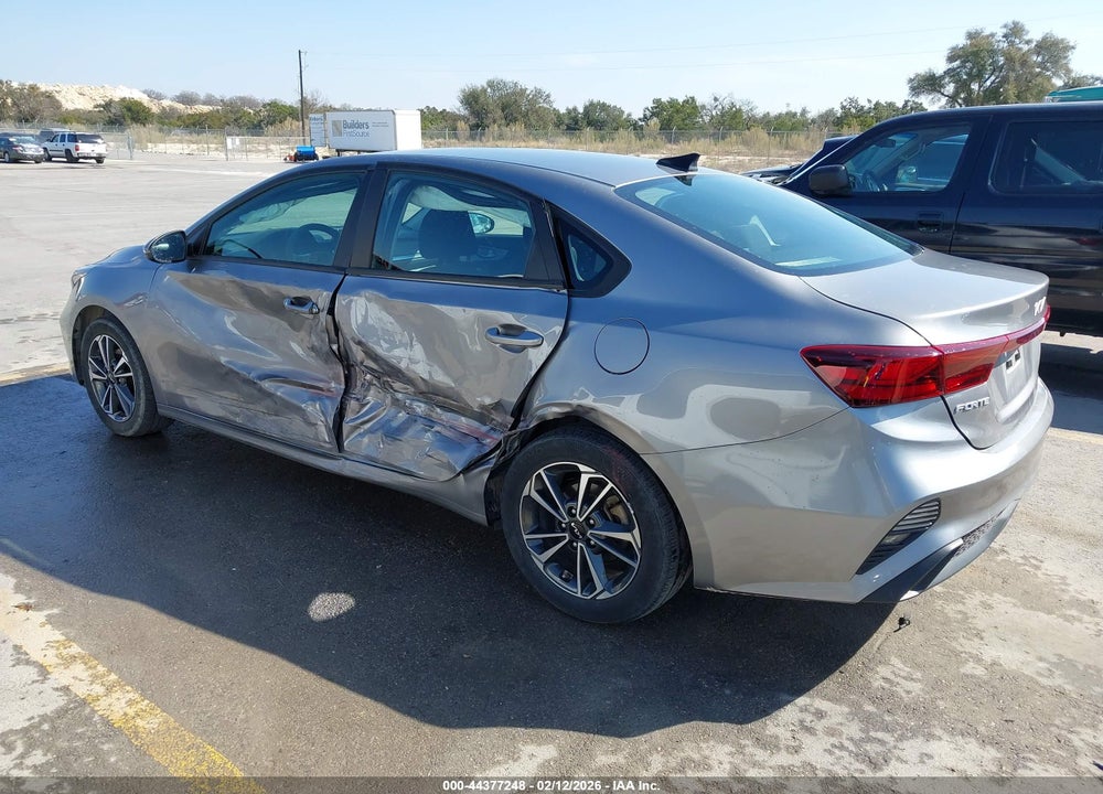 2023 KIA FORTE LXS VIN: 3KPF24AD7PE683300
