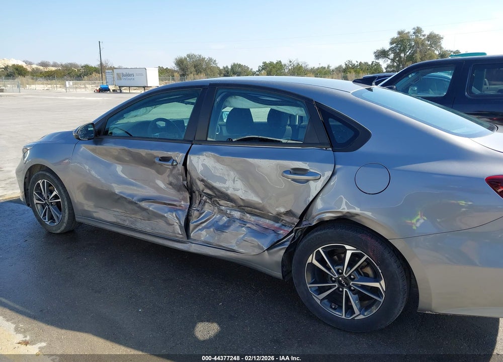 2023 KIA FORTE LXS VIN: 3KPF24AD7PE683300