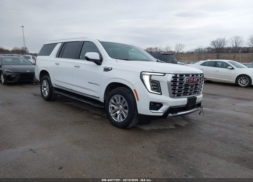 2025 GMC YUKON XL 4WD DENALI VIN: 1GKS2JRL7SR312356