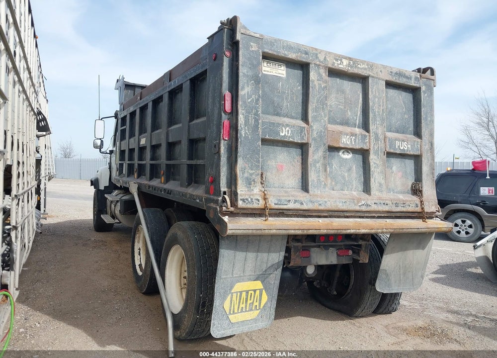 2015 FREIGHTLINER 114SD VIN: 1FVHG3DV4FHGH8835
