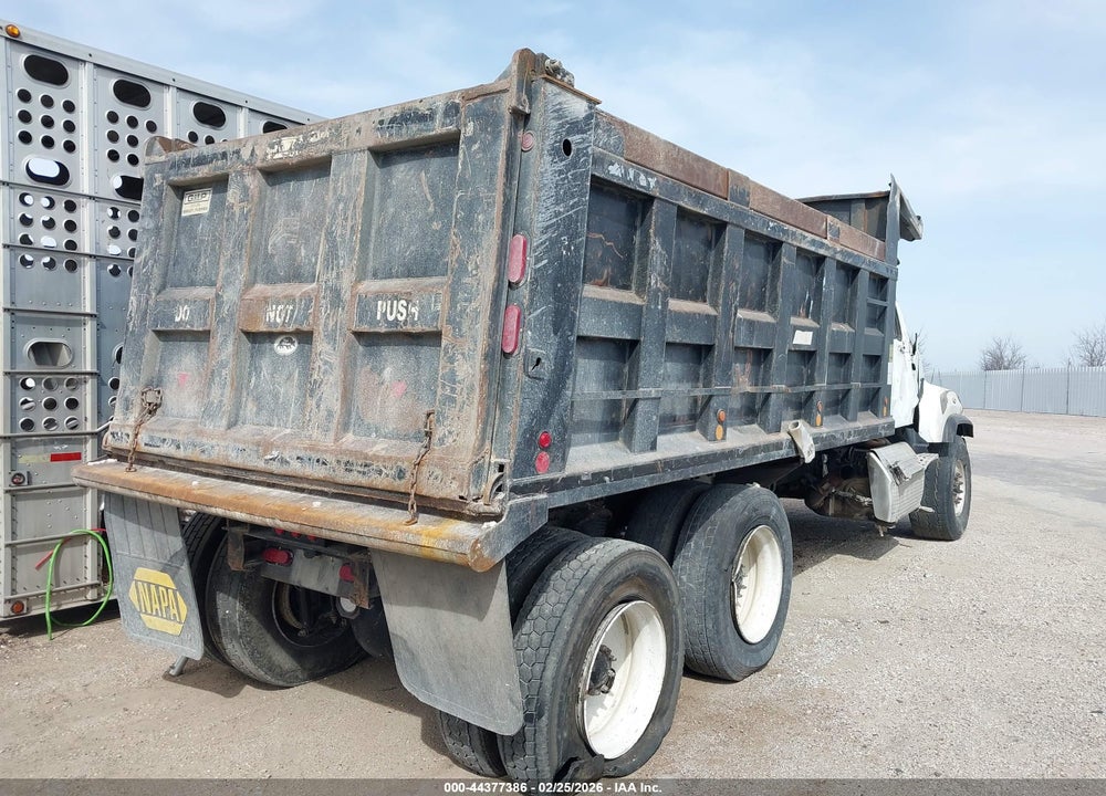 2015 FREIGHTLINER 114SD VIN: 1FVHG3DV4FHGH8835