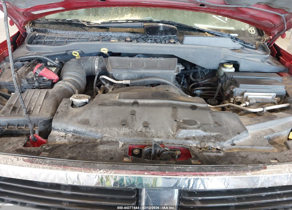 2008 DODGE DURANGO SXT VIN: 1D8HB38N58F155846