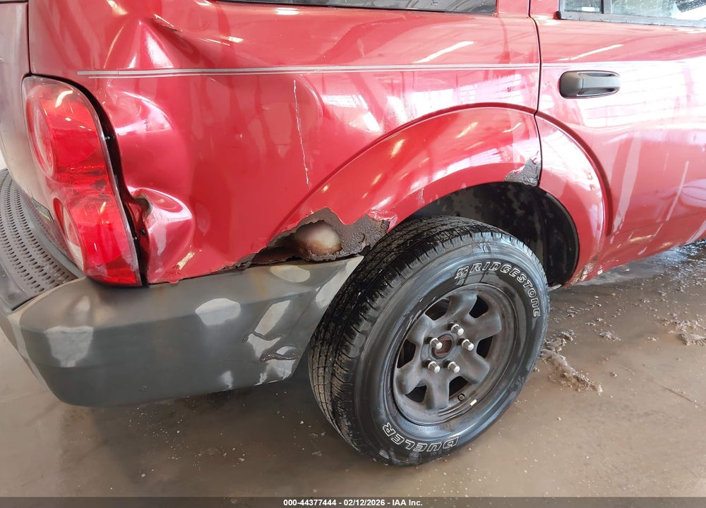 2008 DODGE DURANGO SXT VIN: 1D8HB38N58F155846
