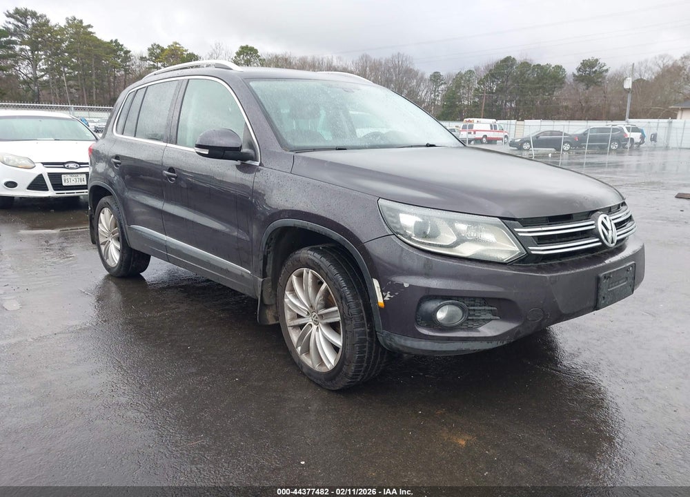 2016 VOLKSWAGEN TIGUAN SE VIN: WVGAV7AX5GW561355