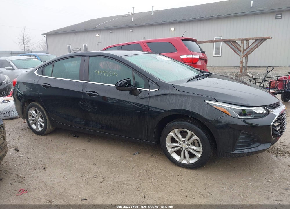 2019 CHEVROLET CRUZE LT VIN: 1G1BE5SM4K7145648