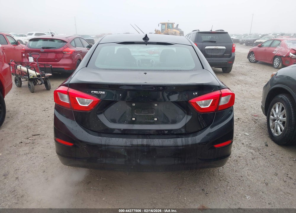 2019 CHEVROLET CRUZE LT VIN: 1G1BE5SM4K7145648