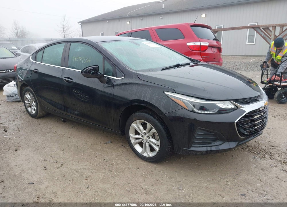 2019 CHEVROLET CRUZE LT VIN: 1G1BE5SM4K7145648