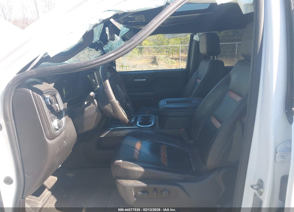2021 GMC SIERRA 2500HD 4WD  STANDARD BED AT4 VIN: 1GT49PEY2MF151777