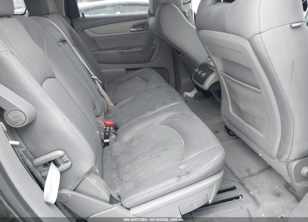 2016 CHEVROLET TRAVERSE LS VIN: 1GNKVFEDXGJ182732