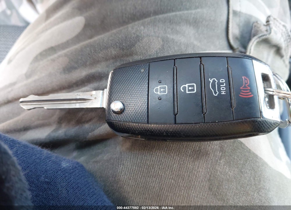 2018 KIA FORTE LX VIN: 3KPFK4A71JE280589