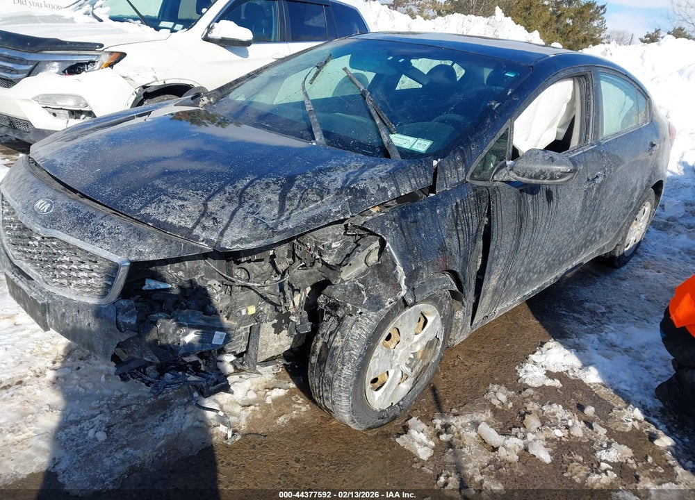 2018 KIA FORTE LX VIN: 3KPFK4A71JE280589