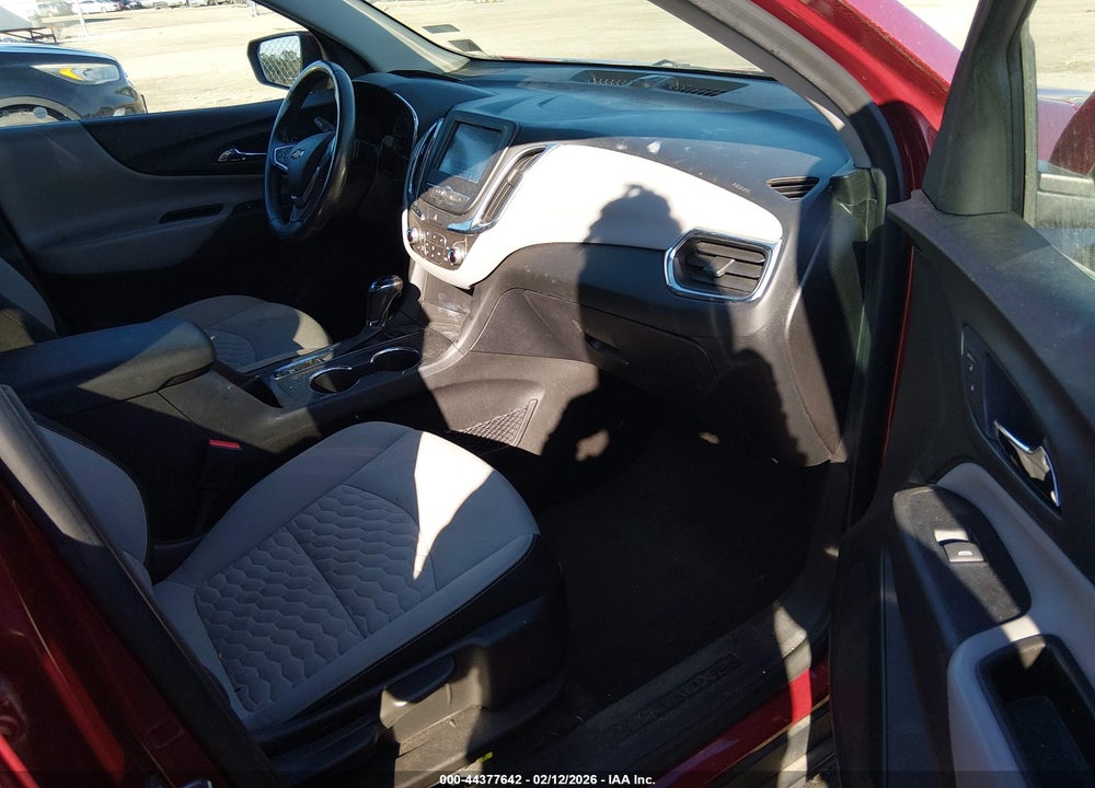 2018 CHEVROLET EQUINOX LT VIN: 3GNAXJEV5JL389689