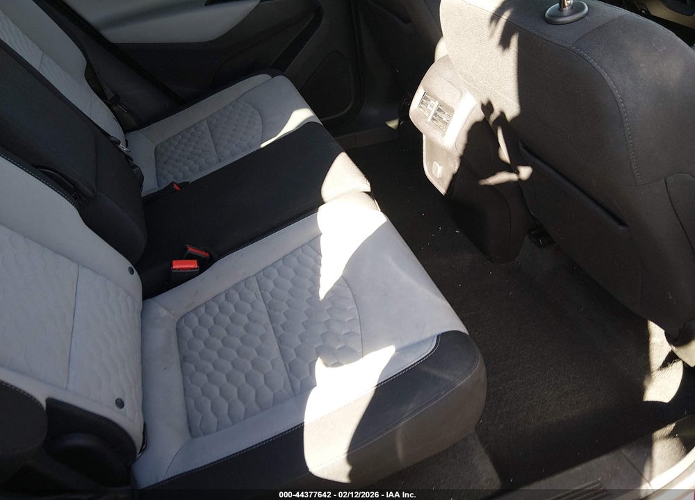 2018 CHEVROLET EQUINOX LT VIN: 3GNAXJEV5JL389689