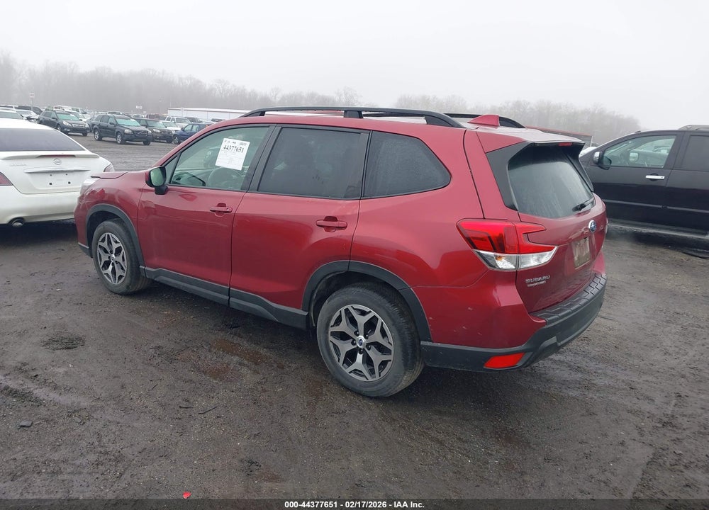 2021 SUBARU FORESTER PREMIUM VIN: JF2SKAJC3MH576868