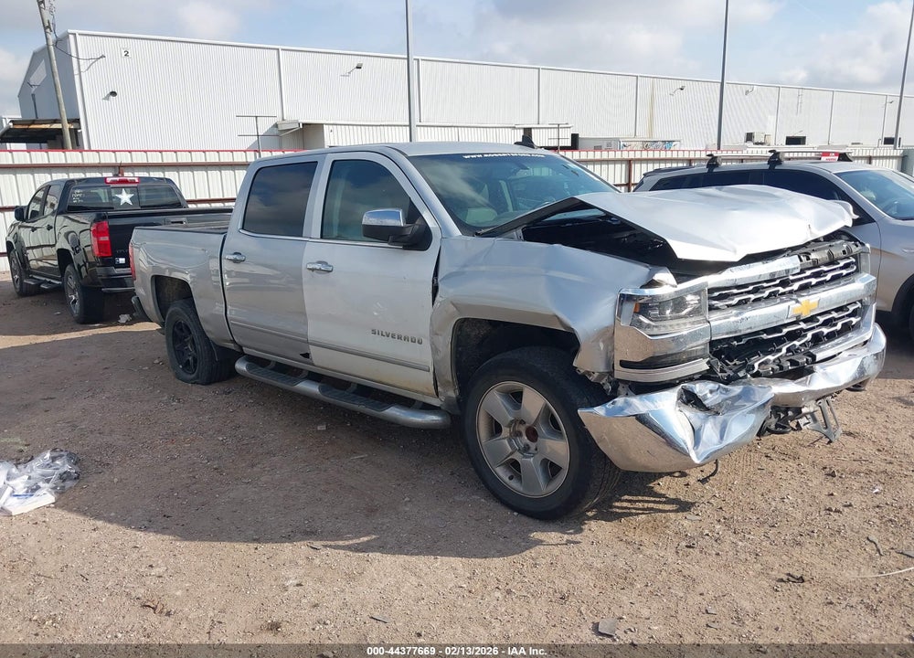 2018 CHEVROLET SILVERADO 1500 1LZ VIN: 3GCPCSEC4JG268745