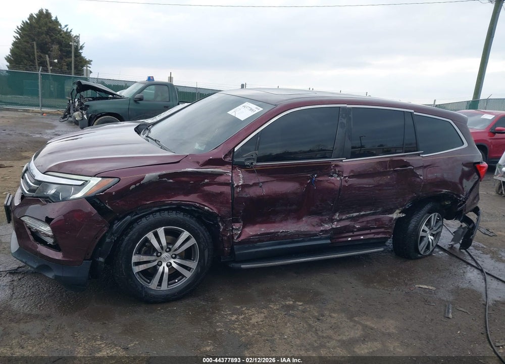 2017 HONDA PILOT EX-L VIN: 5FNYF6H5XHB022217
