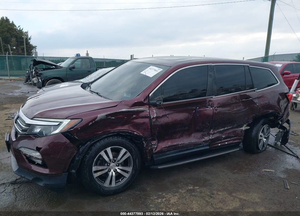 2017 HONDA PILOT EX-L VIN: 5FNYF6H5XHB022217