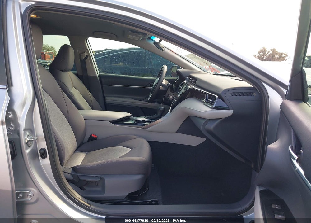 2020 TOYOTA CAMRY LE VIN: 4T1C11AKXLU894730