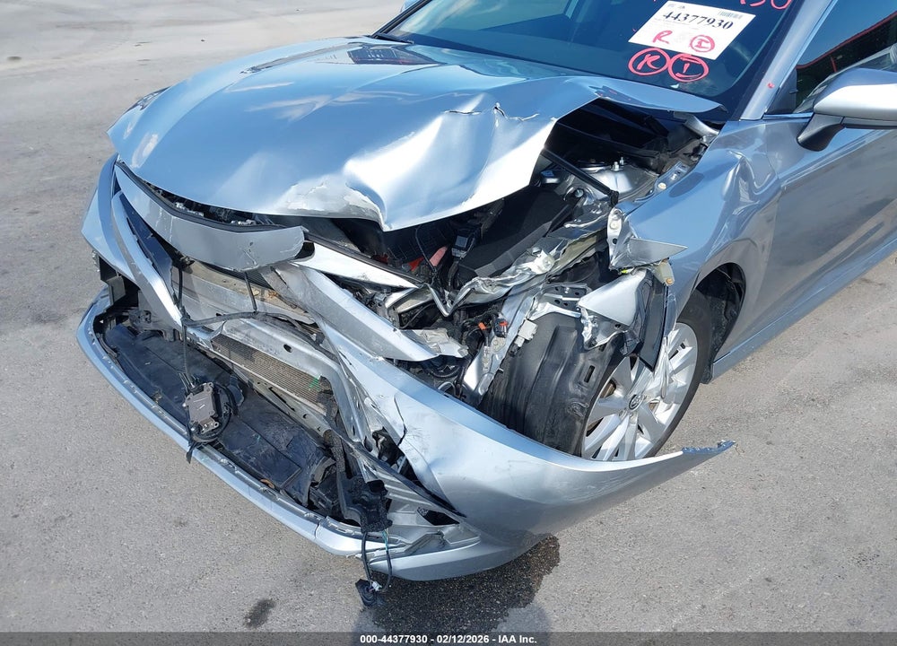 2020 TOYOTA CAMRY LE VIN: 4T1C11AKXLU894730