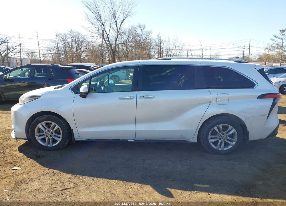2023 TOYOTA SIENNA LIMITED VIN: 5TDZSKFC9PS090500