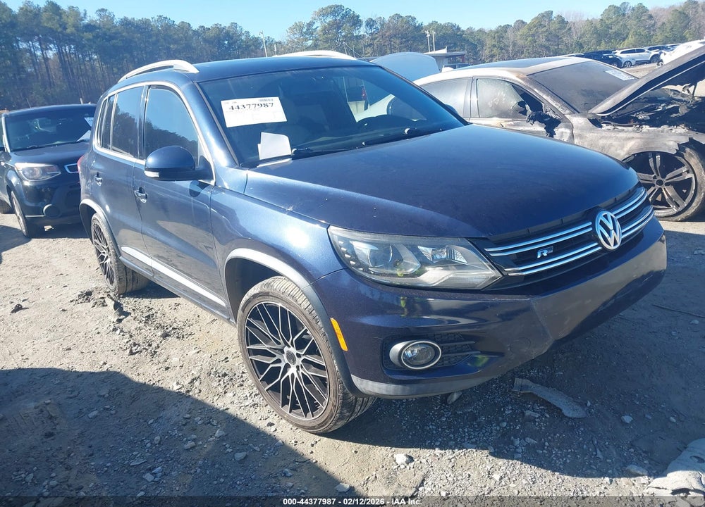 2014 VOLKSWAGEN TIGUAN R-LINE VIN: WVGAV3AX1EW560094
