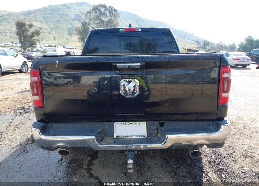 2021 RAM 1500 LAIE  4X4 5'7 BOX VIN: 1C6SRFJT4MN670998