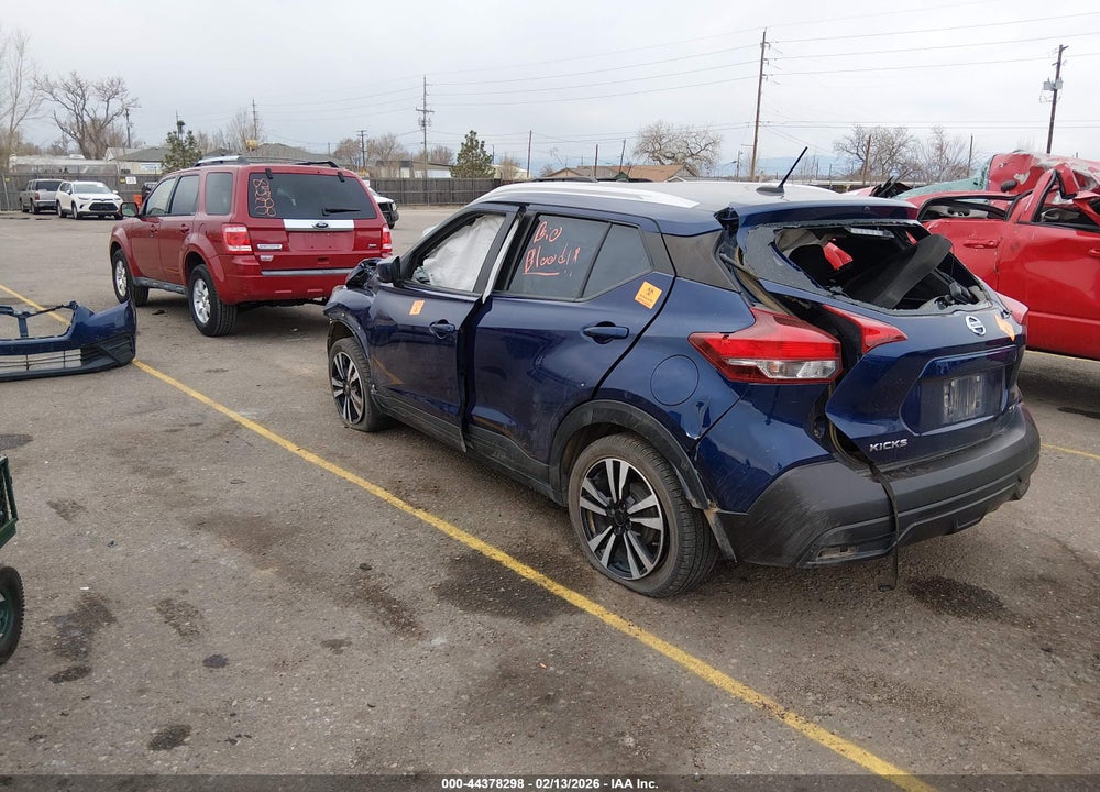 2019 NISSAN KICKS SV VIN: 3N1CP5CU0KL470820