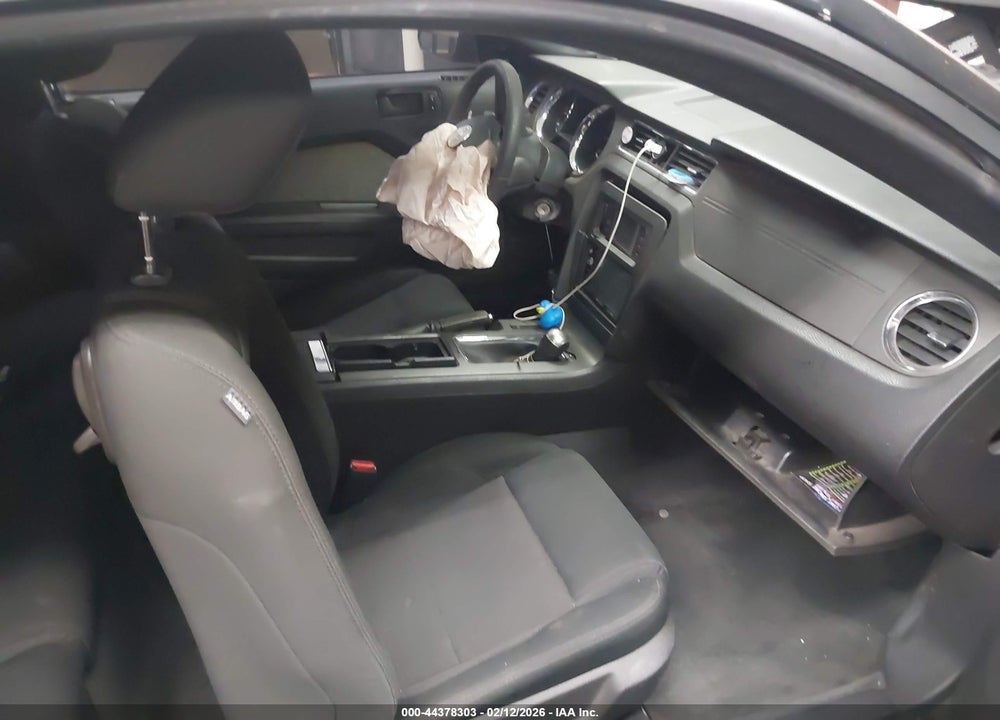 2011 FORD MUSTANG V6 VIN: 1ZVBP8AM6B5137189