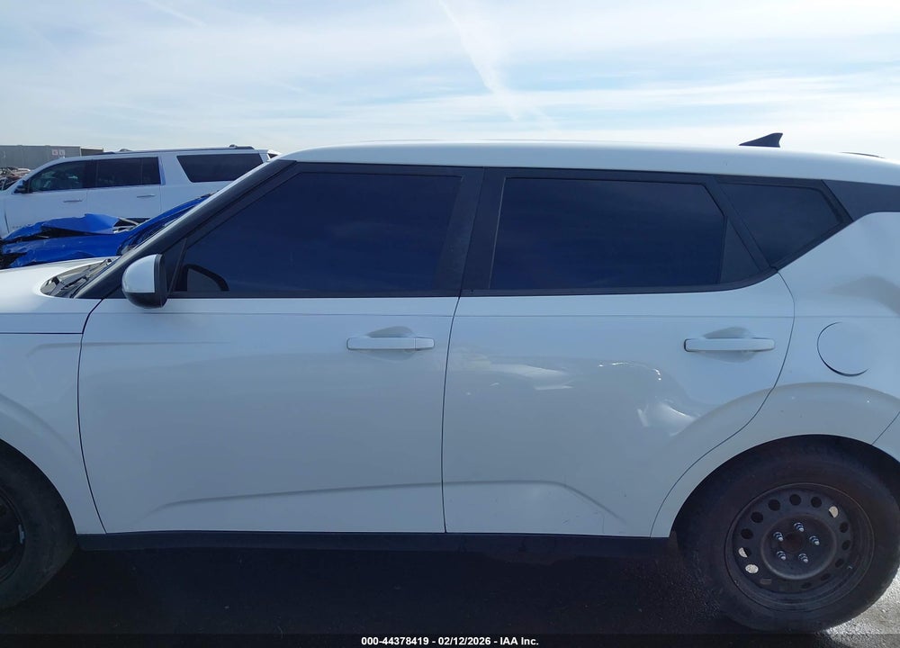 2023 KIA SOUL LX VIN: KNDJ23AUXP7847174