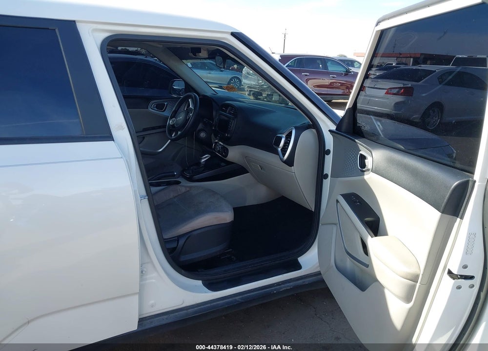2023 KIA SOUL LX VIN: KNDJ23AUXP7847174