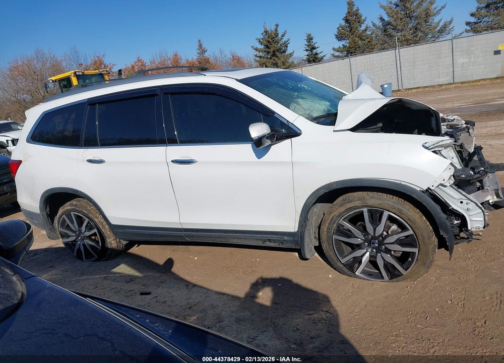 2021 HONDA PILOT AWD TOURING 7 PASSENGER VIN: 5FNYF6H64MB003116