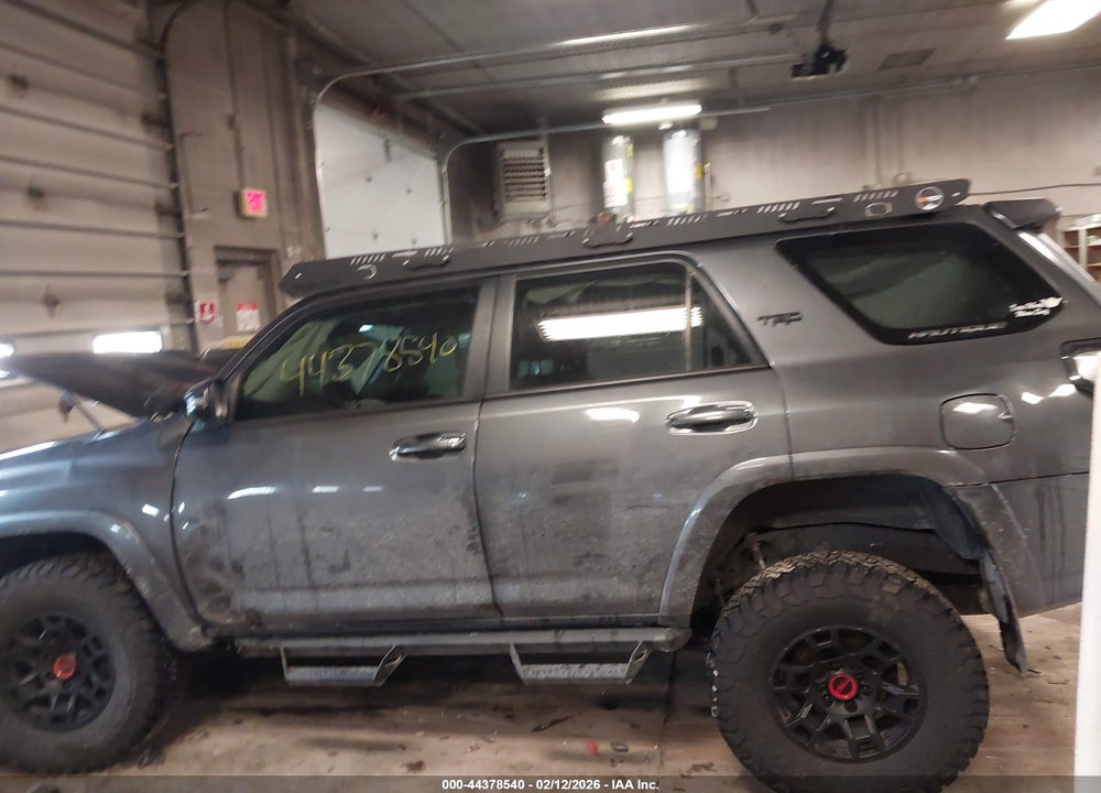 2022 TOYOTA 4RUNNER TRD OFF ROAD PREMIUM VIN: JTERU5JR9N6047131