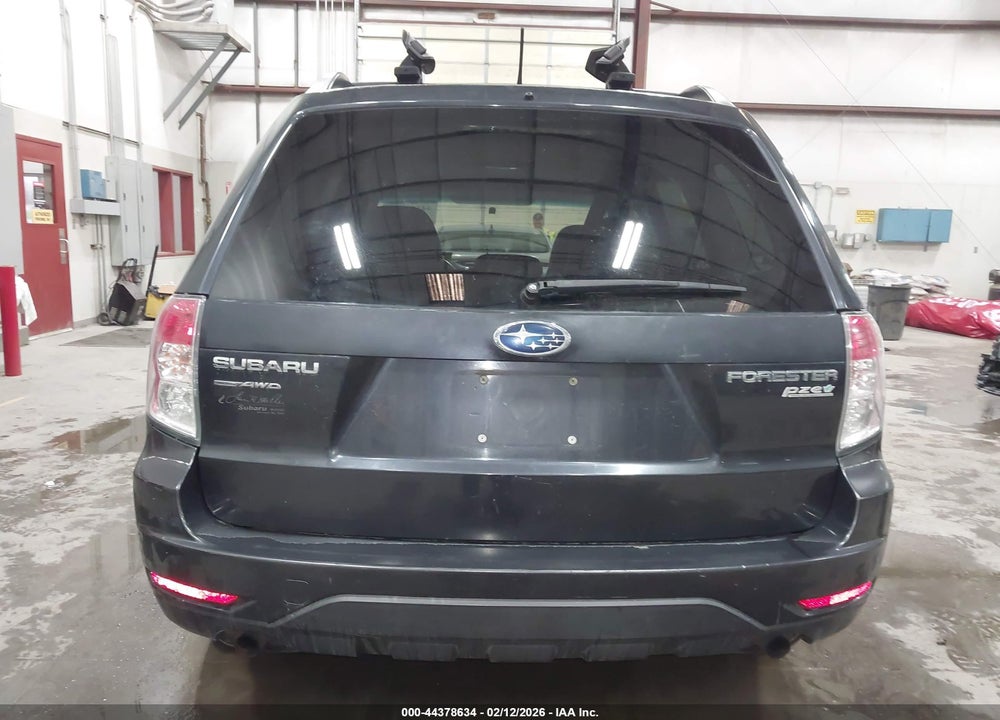 2011 SUBARU FORESTER 2.5X PREMIUM VIN: JF2SHADC1BH730310