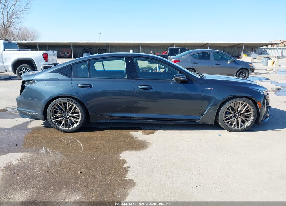 2022 CADILLAC CT5-V V-SERIES BLACKWING VIN: 1G6D35R60N0810560