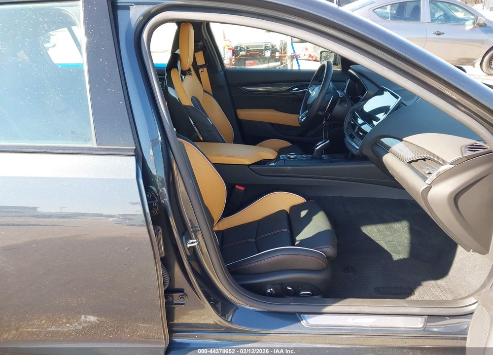 2022 CADILLAC CT5-V V-SERIES BLACKWING VIN: 1G6D35R60N0810560