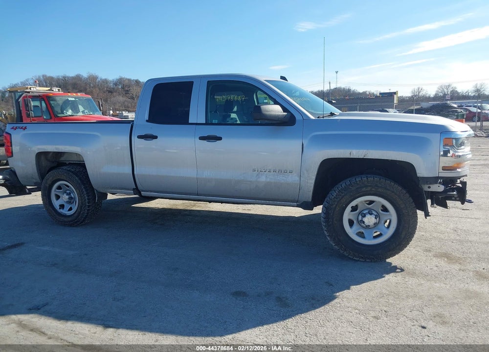 2019 CHEVROLET SILVERADO 1500 LD WT VIN: 2GCVKNEC1K1203082