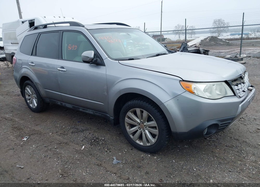 2011 SUBARU FORESTER 2.5X PREMIUM VIN: JF2SHADC5BH780613