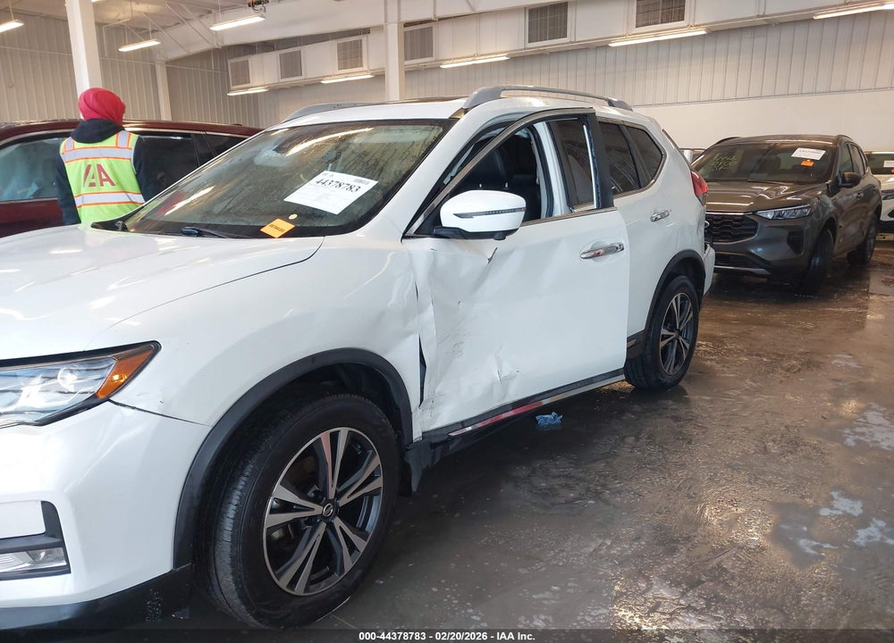 2017 NISSAN ROGUE SL VIN: 5N1AT2MV7HC871349