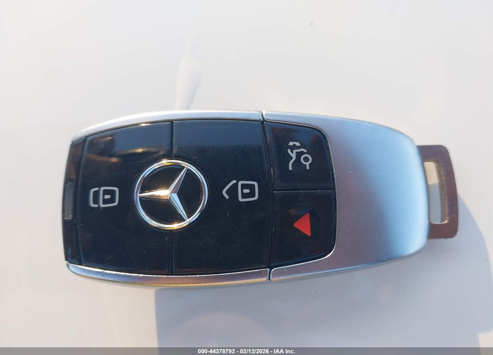 2018 MERCEDES-BENZ E 300 4MATIC VIN: WDDZF4KB8JA393341