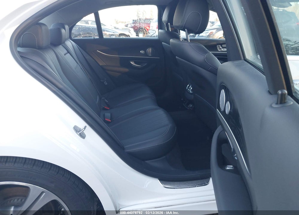 2018 MERCEDES-BENZ E 300 4MATIC VIN: WDDZF4KB8JA393341