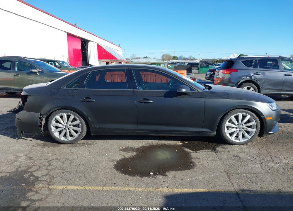 2017 AUDI A4 2.0T PREMIUM VIN: WAUANAF4XHN039342