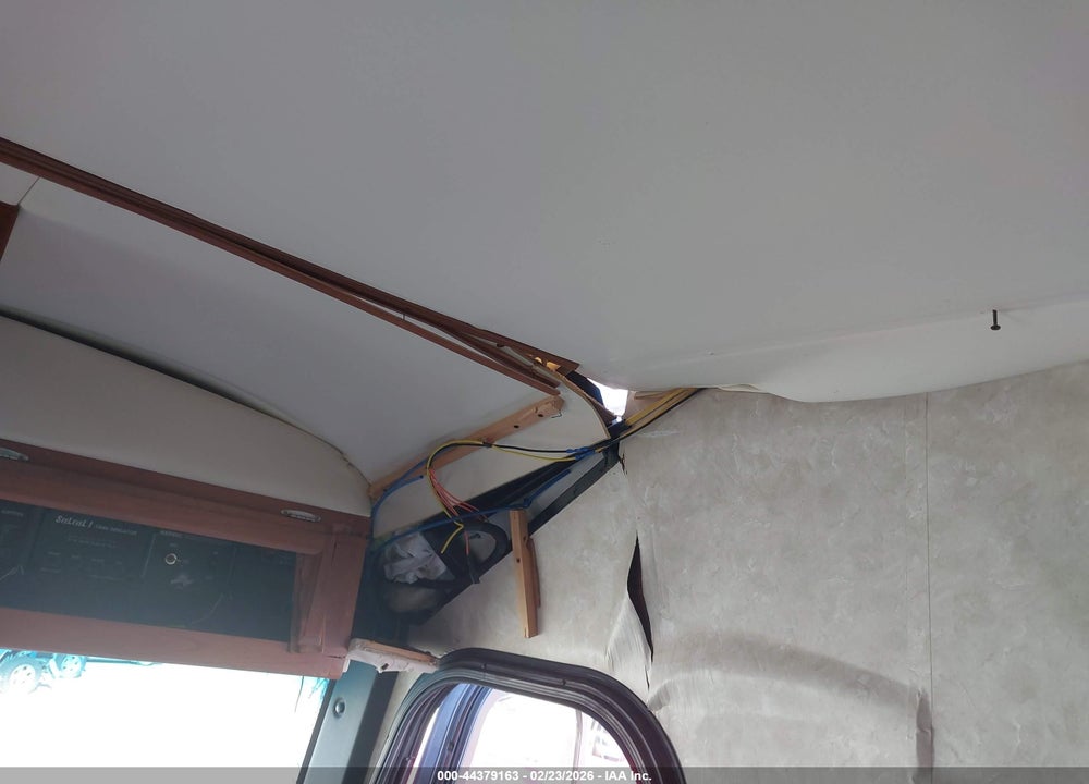 2004 FREIGHTLINER CHASSIS X LINE MOTOR HOME VIN: 4UZAAHBS64CM99126