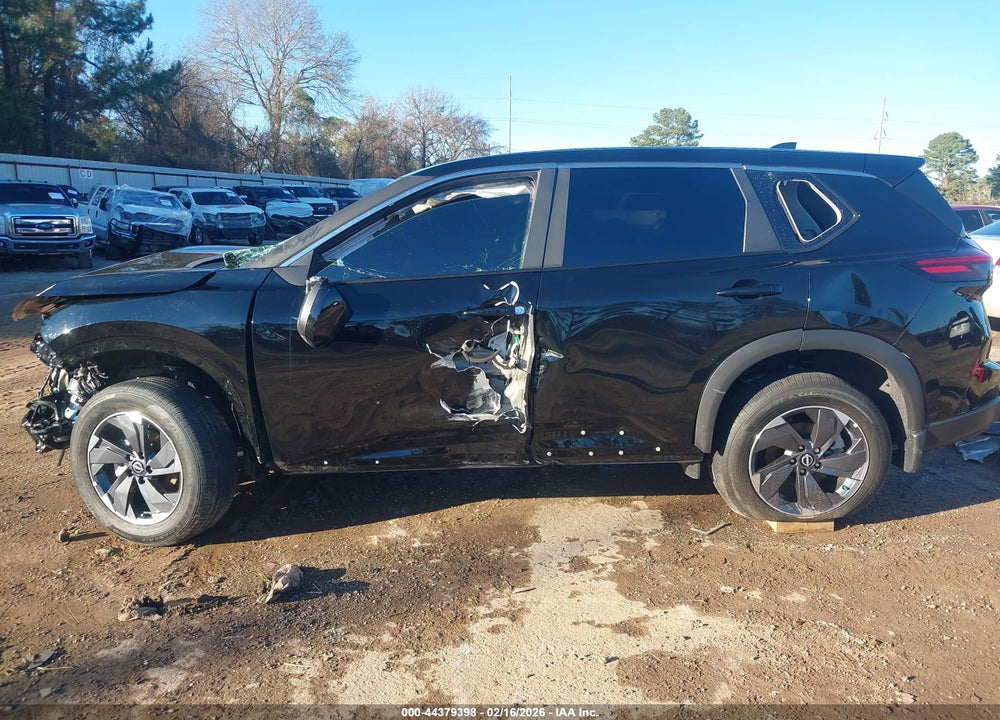 2025 NISSAN ROGUE SV FWD VIN: 5N1BT3BA4SC862562