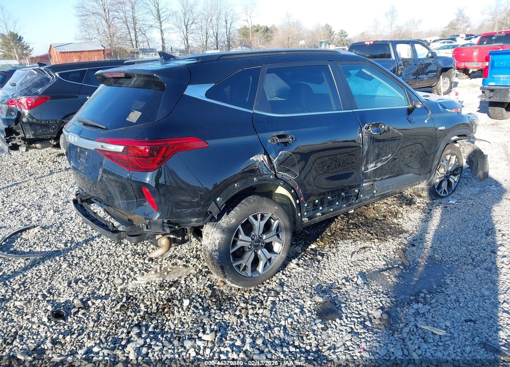 2022 KIA SELTOS EX VIN: KNDERCAA5N7285037