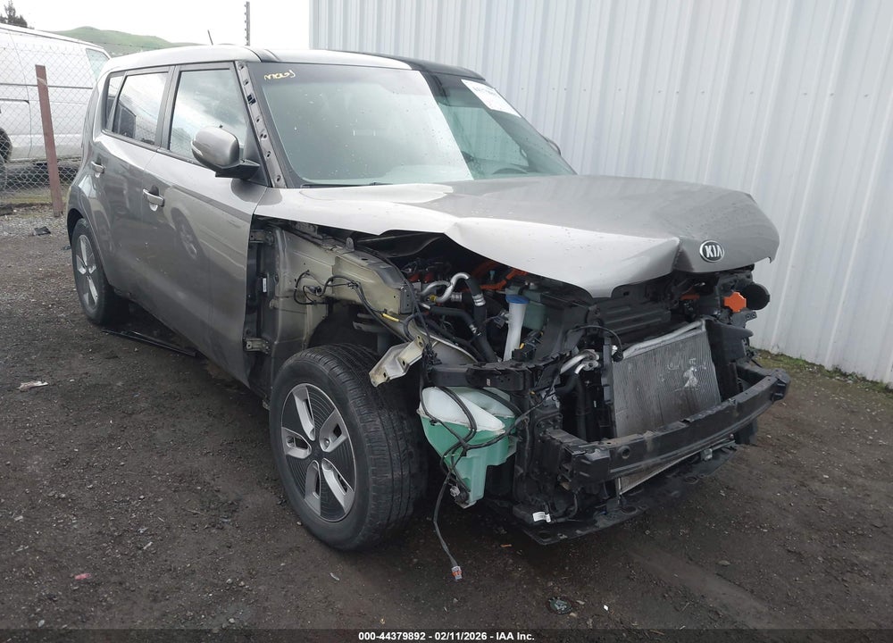 2017 KIA SOUL EV + VIN: KNDJX3AE3H7022198