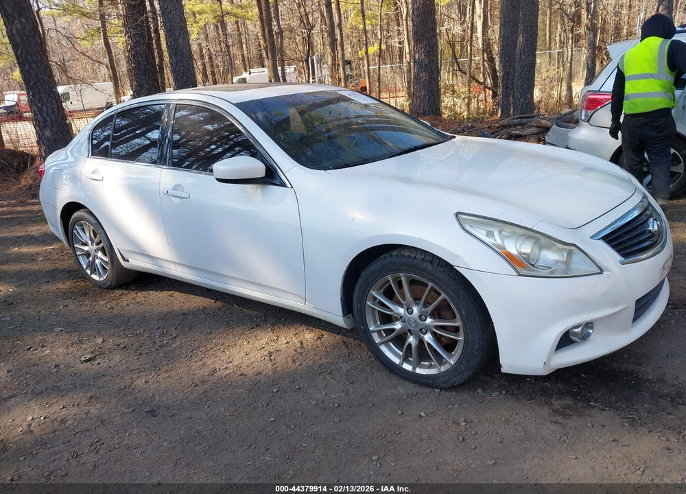2011 INFINITI G37X VIN: JN1CV6AR4BM404092