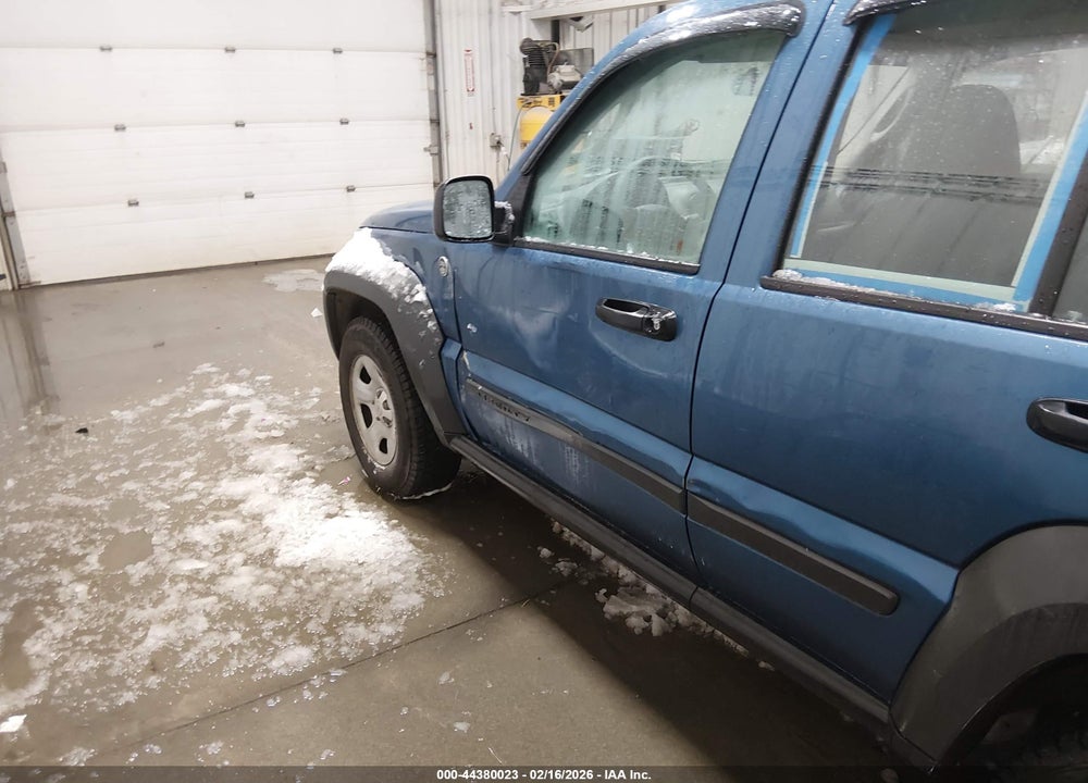 2006 JEEP LIBERTY SPORT VIN: 1J4GL48K16W249152