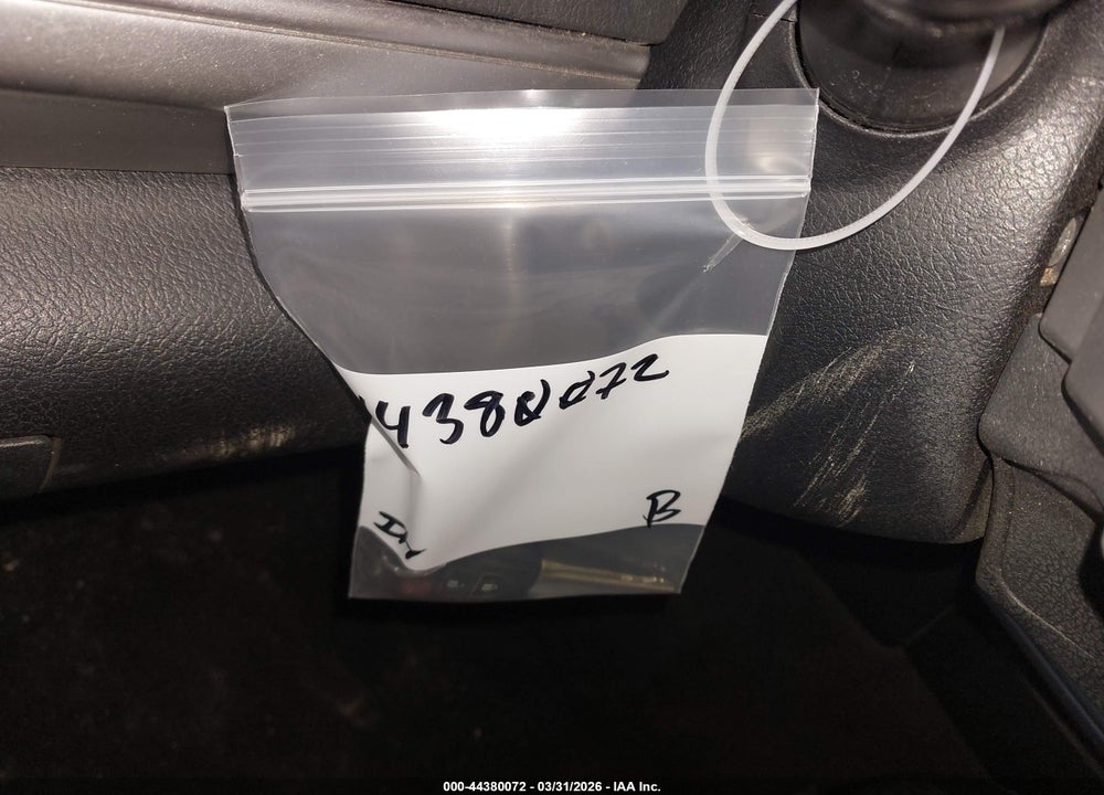2012 TOYOTA CAMRY SE VIN: 4T1BF1FK1CU611217